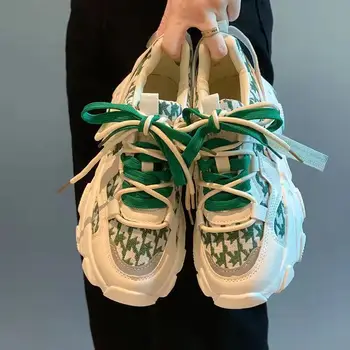 2023 kadın ayakkabısı Bahar Tenis Kadın Ayakkabı Yaz Moda Platformu koşu ayakkabısı Vulkanize Rahat Basketbol Kız Ayakkabı