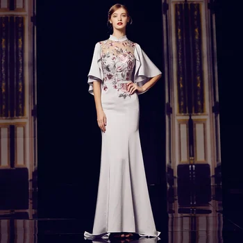 Gri Modern çin elbisesi 2019 Elbise Vintage Femme Nakış Fırfır Kollu Cheongsam Mermaid Zarif çin elbisesi es FF1739