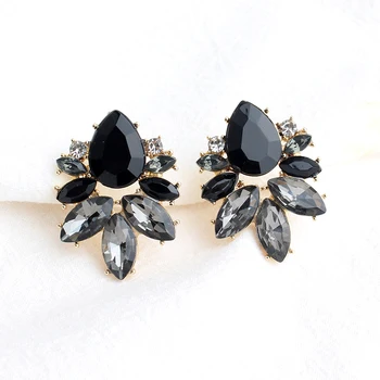 Klasik Rhinestone Çiçek Metal Piercing Küpe Pembe Siyah Temizle Kristal taş top küpe Kadın Moda Takı Parti için