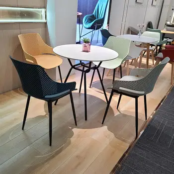 Modern Ev Demir Sanat Plastik Rahat Dışkı Arkalığı Yemek Sandalyesi Yatak Odası Tuvalet Masası Moda Hollow Out Tabureler