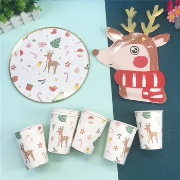 Noel Partisi Tek Kullanımlık Sofra Noel Ağacı Desen Elk Kağıt Tabaklar Bardaklar Yeni Yıl Arifesi 2023 Merry Christmas Masa Malzemeleri