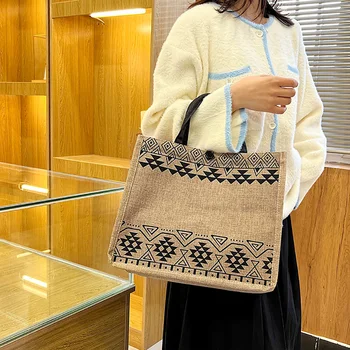 Yeni Kadın Alışveriş Çantası Vintage Geometrik Desen Keten Tote Çanta Kadın Büyük Kapasiteli omuzdan askili çanta Kullanımlık Jüt Alışveriş Çantaları
